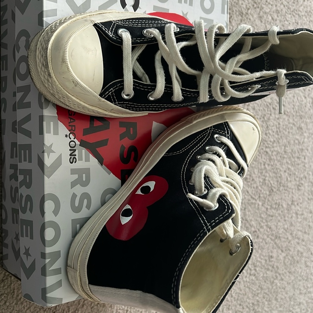 Comme de Garçons converse